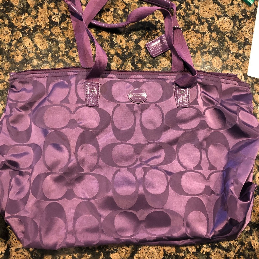 shoulder bag